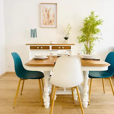 Le Thieblemont - Elegance And Private Outdoor Space Apartment