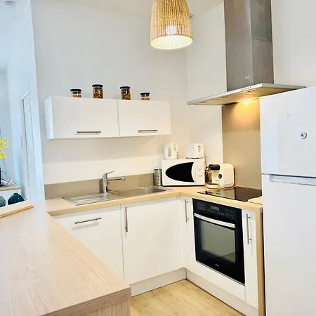 Le Thieblemont - Elegance And Private Outdoor Space *